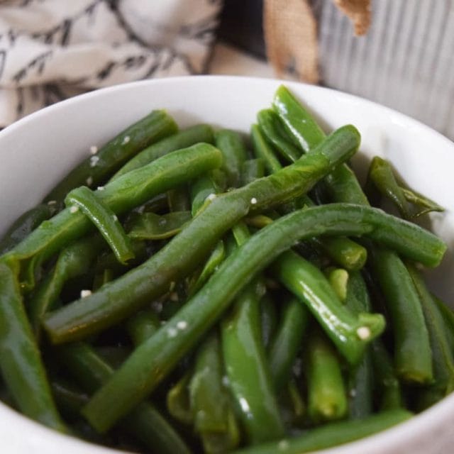 Instant Pot Garlic Butter Green Beans - Soulfully Made