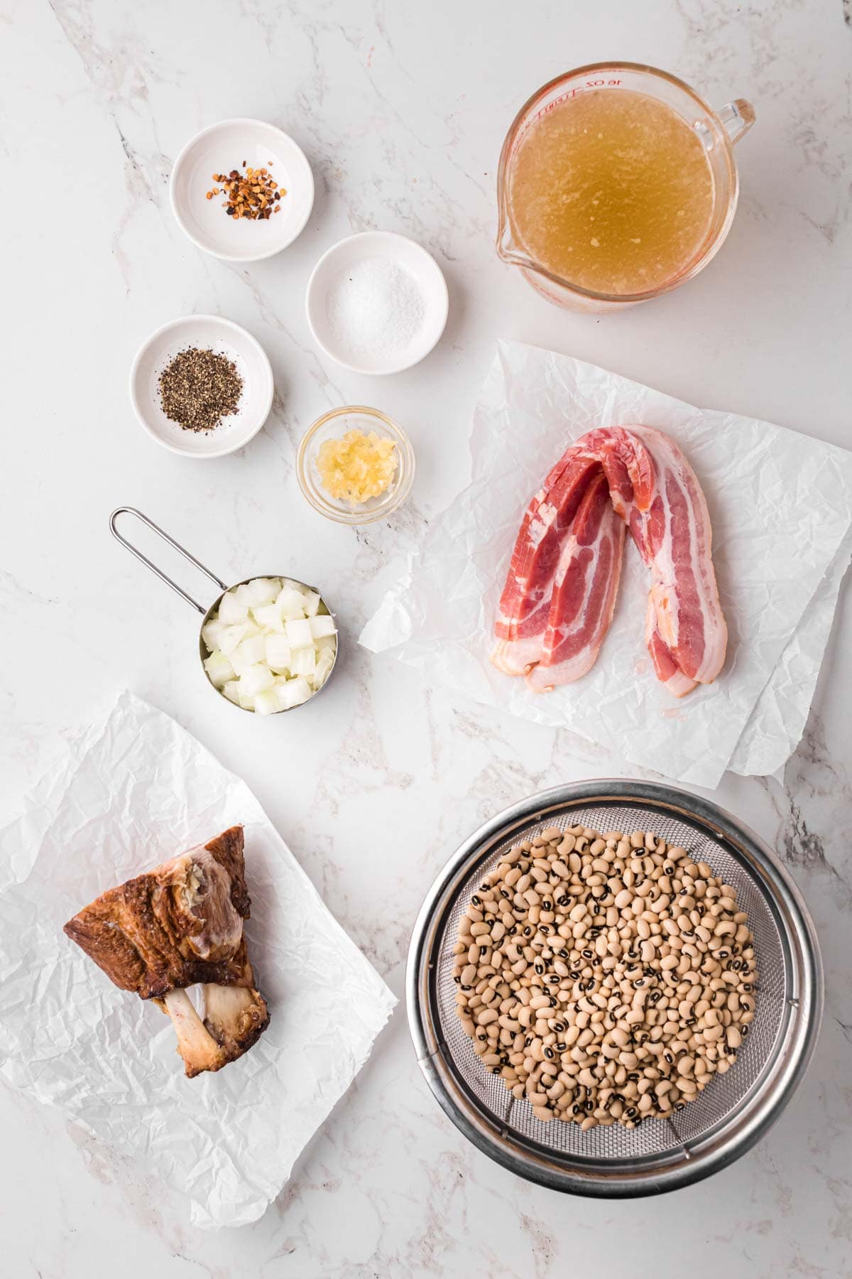 Ingredients needed to make instant pot, black-eyed peas.